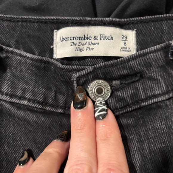 Women’s black denim Abercrombie shorts - Picture 3 of 3